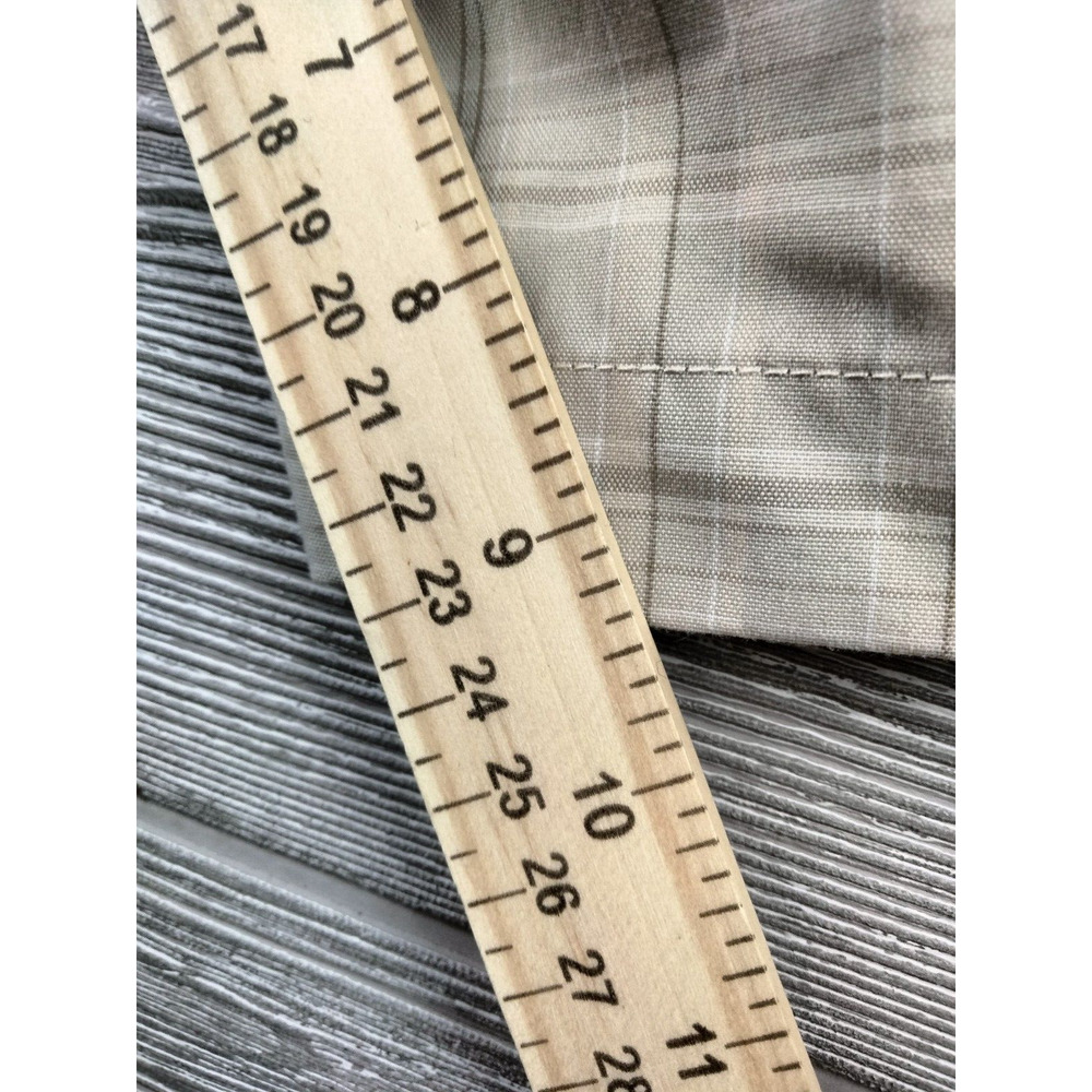 Adidas Shorts Mens 32 Tan Plaid Casual Summer Outdoors Sports Golf Logo Men - Picture 7 of 9